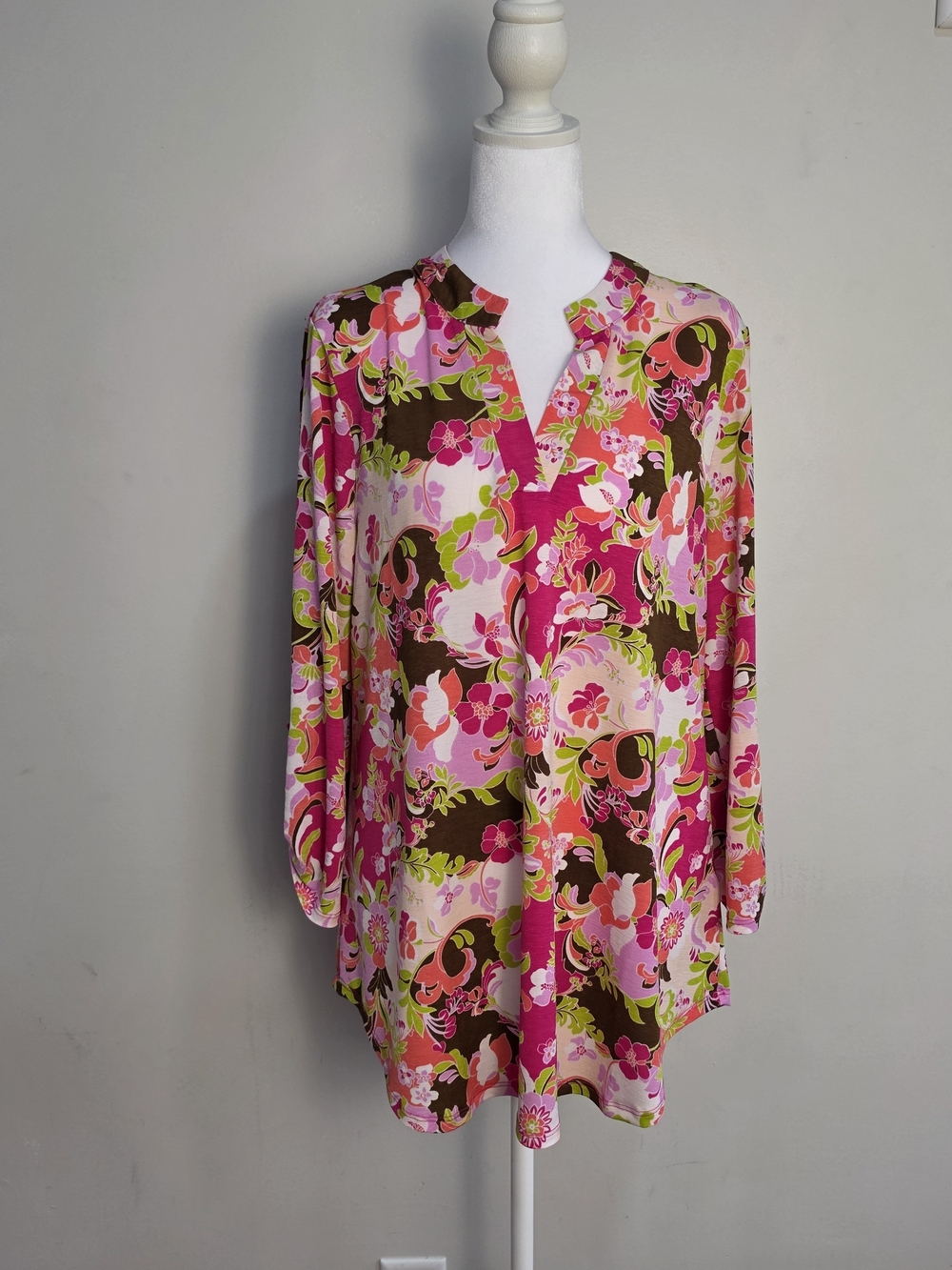 Vibrant Pink Floral Split-Neck Tunic